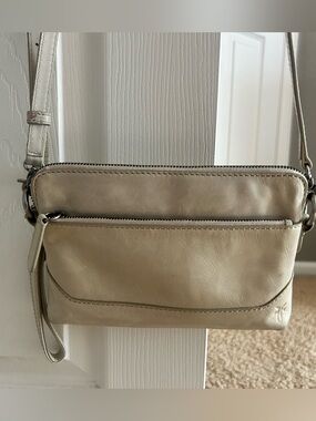 Women's Frye Melissa Leather Crossbody Wristlet Bag